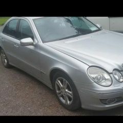 Mercedes e  w211 breaking