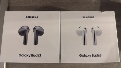 Samsung Galaxy Buds 3 (IRISH STOCK)Brand New Sealed 1 Year Samsung Warranty