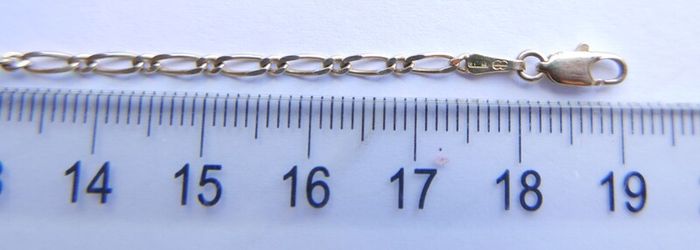 Vintage Solid 9Ct Yellow Gold 375 Figaro link Bangle Bracelet,  length 7.5" - 1,8g