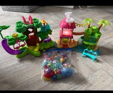 Hatchimals and accessories