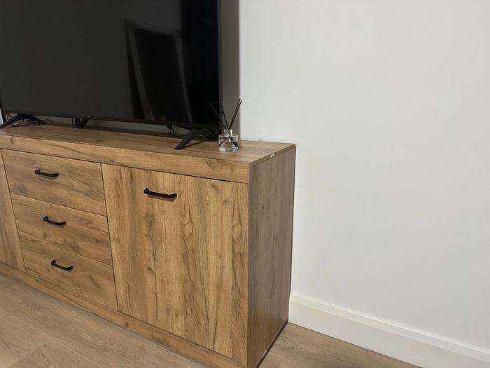 TV Stand / Cabinet for