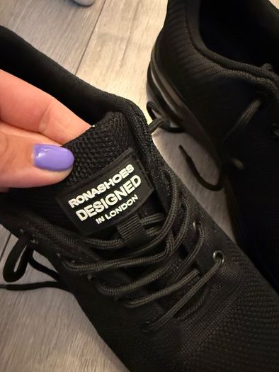 Brand new safety shoes