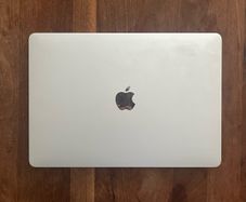 Macbook Pro 2017 13" For Parts