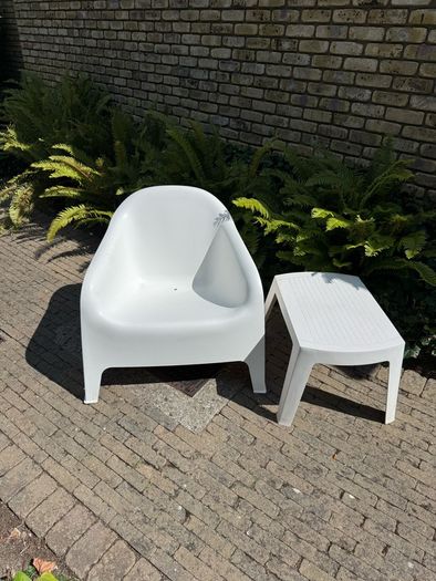 IKEA SKARPO outdoor armchair w sidetable