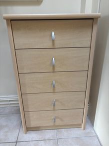 Chest of drawers