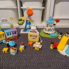Lego Duplo Amusement park