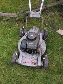 Mist go or.will be scrap -Lowered in price - petrol law mower - briggs and stratton