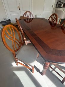 Kitchen Table with 6 Chairs