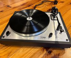 Thorens 166 MK 11 Turntable