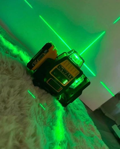 DeWalt green laser