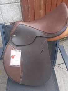 Horse saddle (never used)