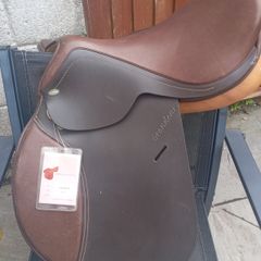 Horse saddle (never used)