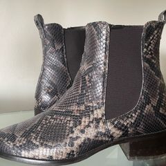 Paul Green Chelsea ankle boot