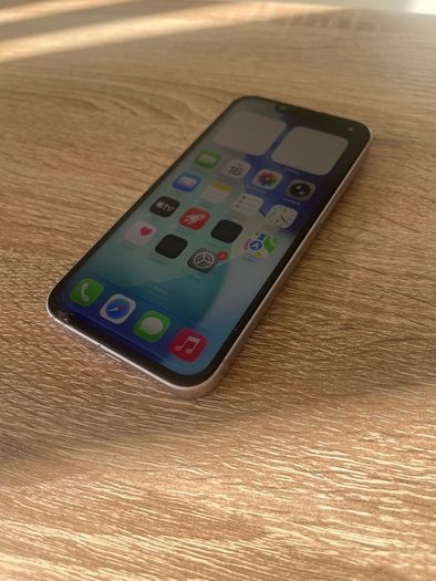 iPhone 14 256GB Unlocked 84% Battery Health