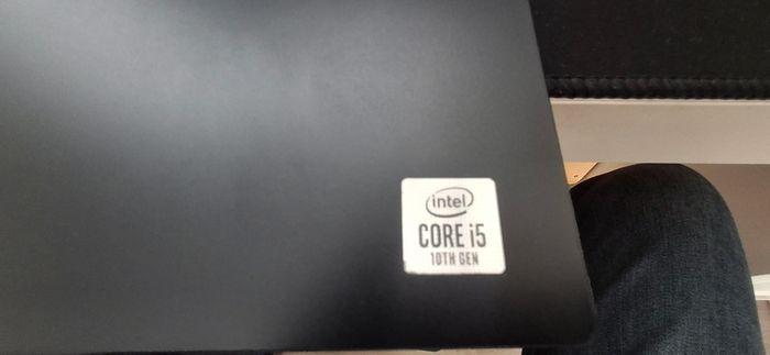 Dell Vostro 5590
