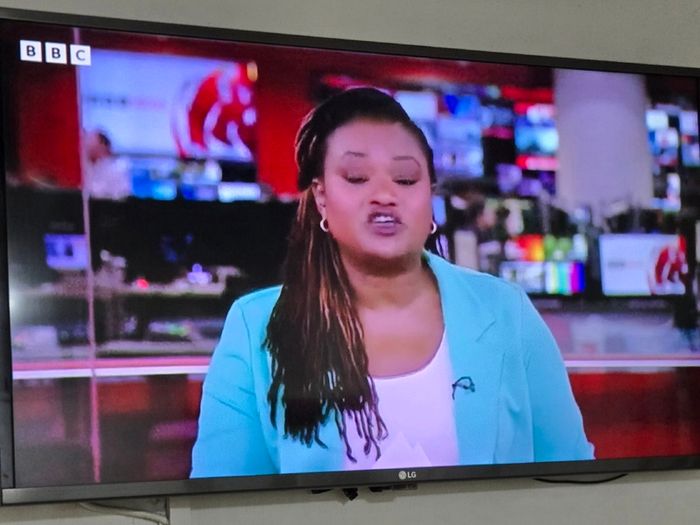 television 40 inch LG with WebOS