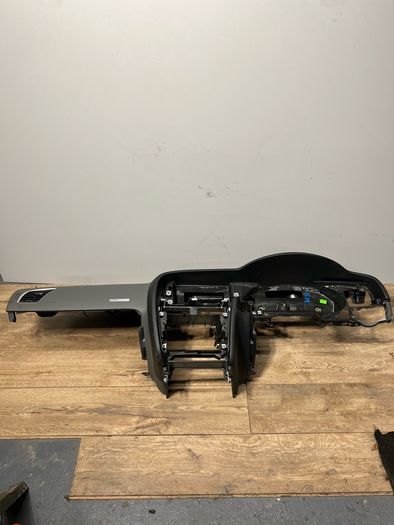 Dashboard audi a5 2009 coupe