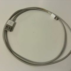 Official Apple USB to Lightning Charging Cable (1m) for iPhone / iPad / AirPods