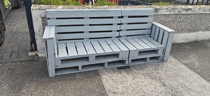 garden bench