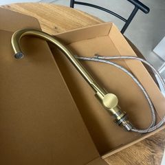 Gold kitchen sink tap