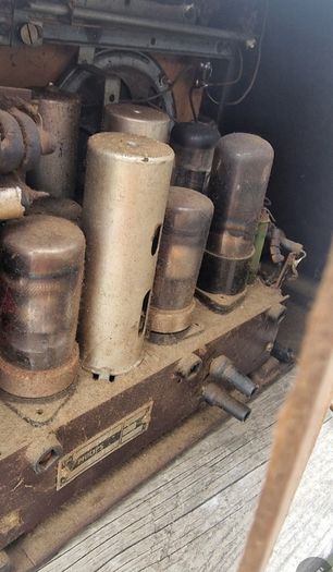 Vintage Philips Valve Radio  For Restoration