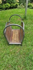 Newspaper holder
