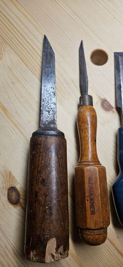 5 chisels, incl. Sorby, Henry Taylor