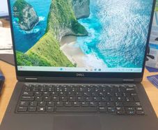 Dell Latitude 7390 2-in-1 - Core i5 8th Gen | 16GB RAM | Touchscreen | Windows 11 Pro