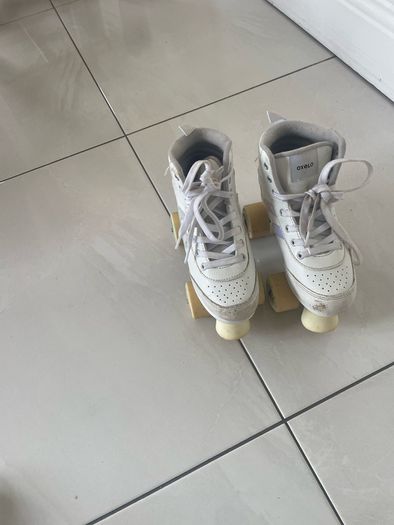 Oxelo Roller skates