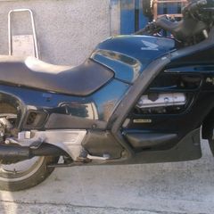 Breaking 1994 Honda pan European st1100
