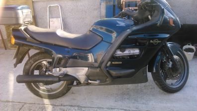 Breaking 1994 Honda pan European st1100