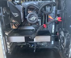 pre-built gaming PC