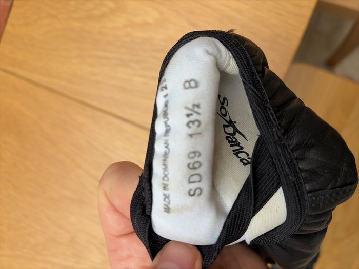 Boys ballet pumps