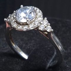 Vintage 9ct White Gold Cluster Ring  Size 51.5