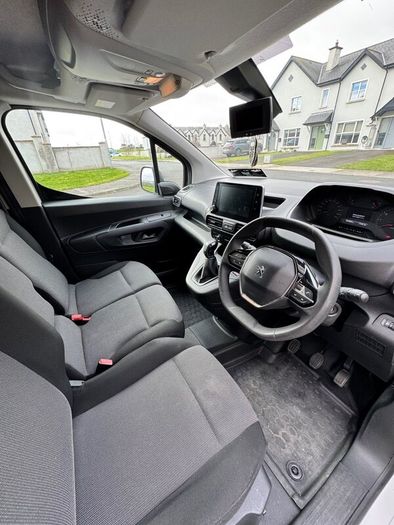 Peugeot Partner Professional Plus 2021
