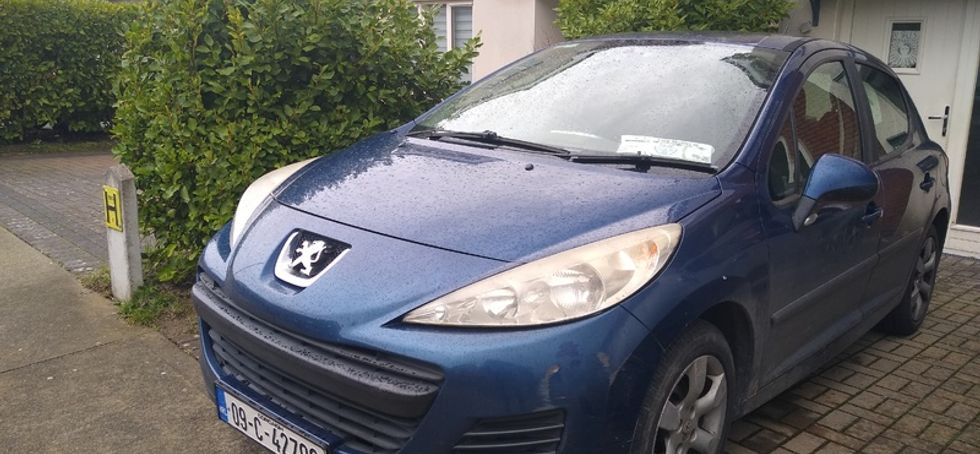 Peugeot 207 from 2009. Just serviced but needs new clutch