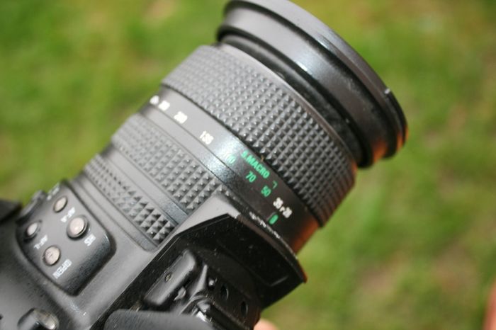 SAMSUNG PRO 815 Digital Bridge Camera, Like dslr with Accessories, Working condition