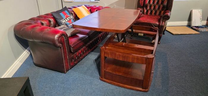 Chesterfield suite 3 piece
