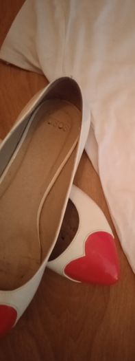 womens clothes and accessories