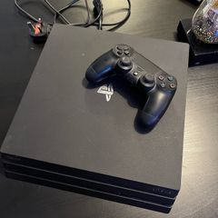 Playstation 4 Pro 1TB Black