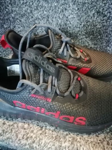 runners read ad.