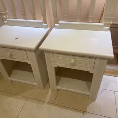 Bedside lockers