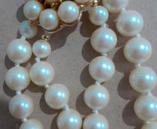 NECKLACE - Pearl - Vintage Double Strand
