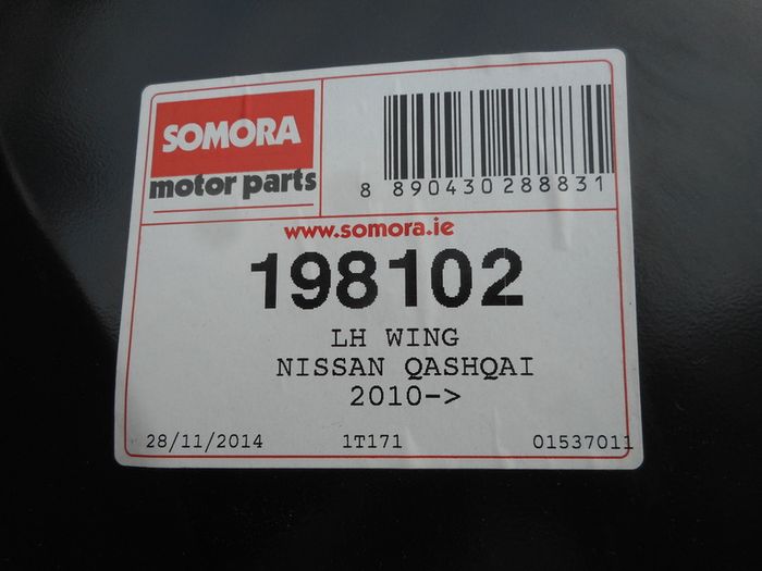 Nissan Qashqai Qashqai +2 J10 0r JJ!0 parts new front Panel and Wing LHS never fitted