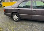 Mercedes e 260