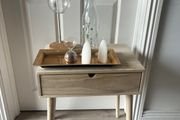 Side table/table