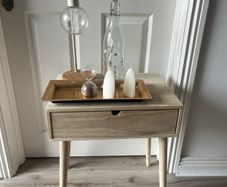 Side table/table