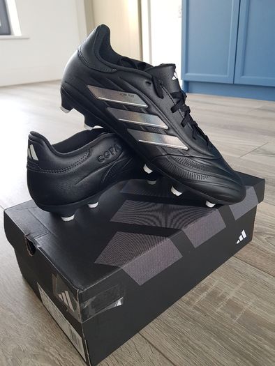 Football Boots UK Size 9