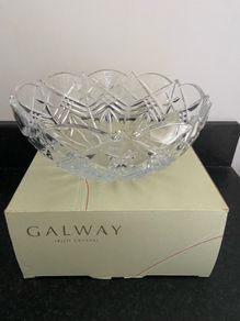 Galway Irish Crystal Symphony 9" Bowl collectible