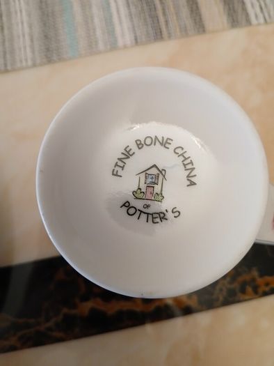 222 Fifth Fine Bone China Floral Dinner Set + Matching Mugs & Accessories